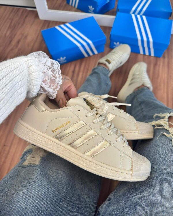 ADIDAS SUPERSTAR