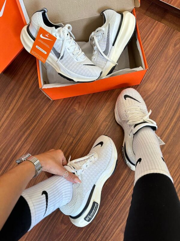 NIKE ZOOM X INVINCIBLE RUN 3 BRANCO - Imagem 3