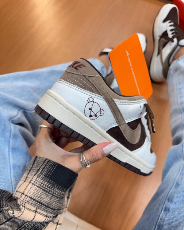 Dunk Low Pro Marrom/Branco - Imagem 2