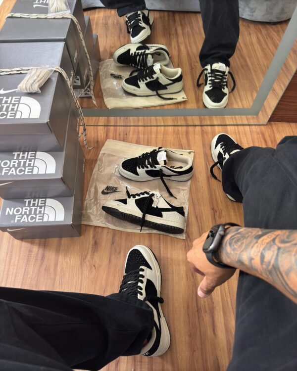 Tênis Nike Dunk Low X The Nort Face Unissex [Off White/Preto] - Exclusividade - Imagem 5